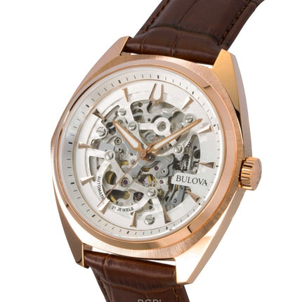 Bulova Surveyor Herrenuhr mit Lederarmband, silbernem Skelettzifferblatt, Automatikwerk 97A175