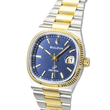 Bulova Super Seville Zweifarbige Herrenuhr aus Edelstahl mit blauem Zifferblatt und Quarzwerk (Modell 98B462)