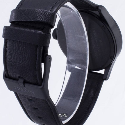 Nixon Quarz Sentry schwarzem Leder A105-005-00 Herrenuhr