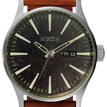 Nixon Quarz Sentry Leder dunkel Kupfer Dial A105-1959-00 Herrenuhr