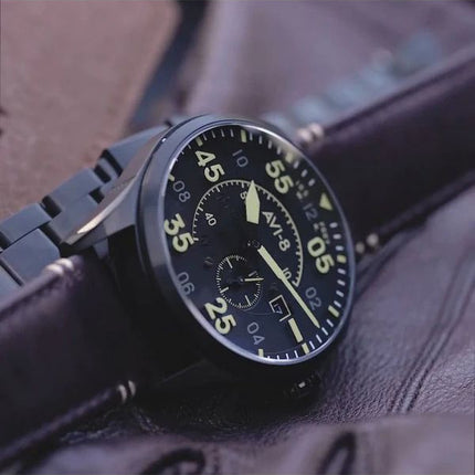 AVI-8 Spitfire Type 300 Midnight Chrome Black Dial Automatik AV-4073-33 Herrenuhr mit zusätzlichem Armband