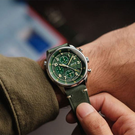 AVI-8 Flyboy Royal British Legion Tri-Service Chronograph Limited Edition Marlborough Lines Grünes Zifferblatt Quarz AV-4102-RBL