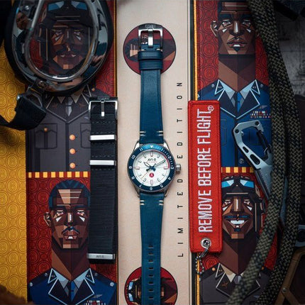 AVI-8 Flyboy Tuskegee Airmen Meca-Quartz Limited Edition Torretto Silberzifferblatt AV-4103-03 Herrenuhr mit zusätzlichem Armban