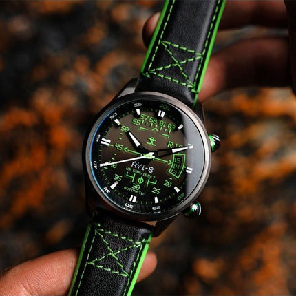 AVI-8 Hawker Harrier HUD Lederarmband Farbverlauf Schwarzes Zifferblatt Automatik AV-4117-02 Herrenuhr