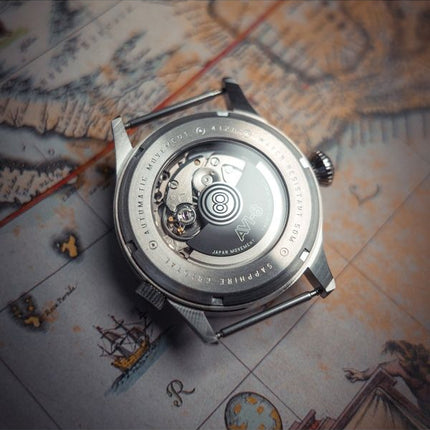 AVI-8 Flyboy Wingman Worldtimer GMT Atlantic Blue Dial Automatik AV-4120-01 Herrenuhr mit extra Armband