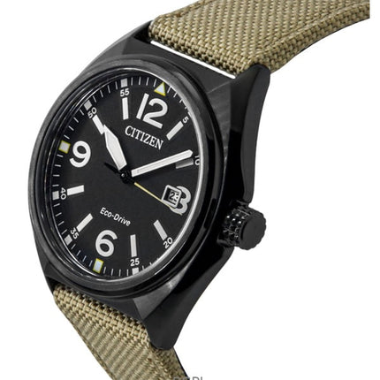 Citizen Eco-Drive Herrenuhr mit grünem Nylonarmband und schwarzem Zifferblatt AW1575-08E, 100 m