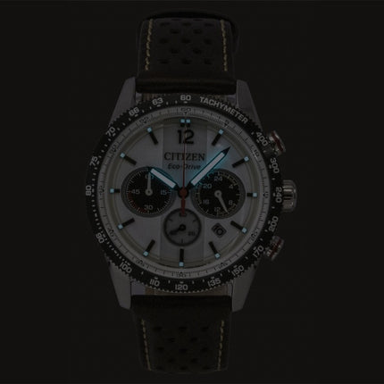 Citizen Eco-Drive Chronograph Analog Braunes Lederarmband Weißes Zifferblatt Solar CA4714-04A 100M Herrenuhr