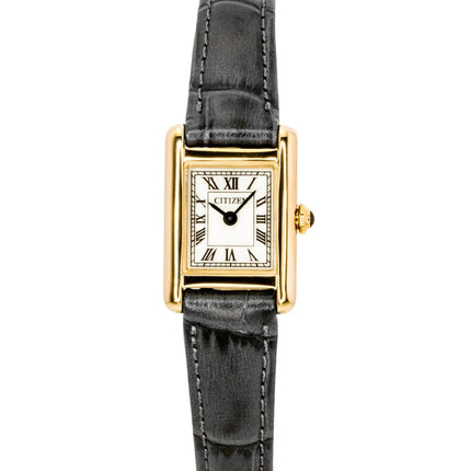 Citizen Damenuhr mit analogem Lederarmband, silbernem Zifferblatt und Eco-Drive-Antrieb (EG2799-18W)