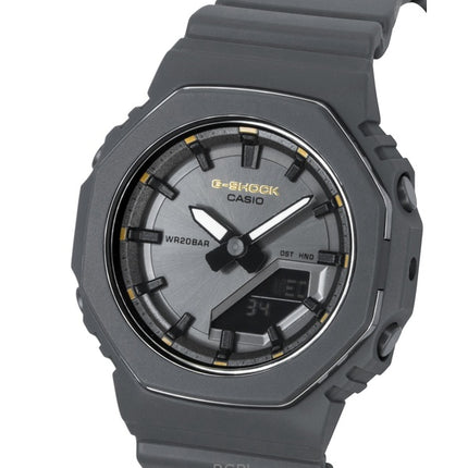 Casio G-Shock Analog-Digital Damenuhr mit biobasiertem Harzarmband, grauem Zifferblatt, Quarzwerk, GMA-P2126W-8A, wasserdicht bis 200 m