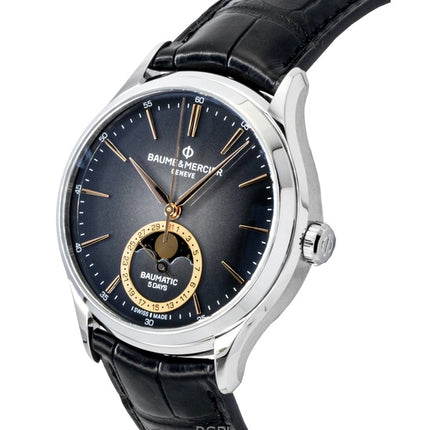 Baume &amp; Mercier Clifton Herrenuhr mit Lederarmband, Mondphase, schwarzem Zifferblatt und Automatikwerk, Modell M0A10758