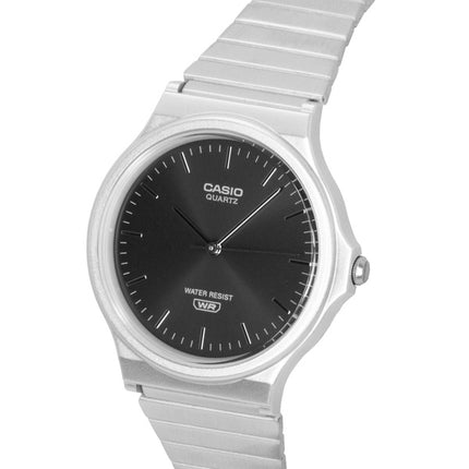 Casio Analog-Uhr aus Edelstahl mit silbernem Sonnenschliff-Zifferblatt, Quarz, Modell MQ-24DA-1A, Unisex