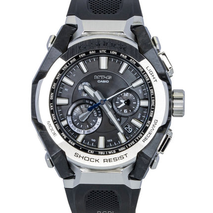 Casio G-Shock MT-G Herrenuhr mit Harzarmband, analogem schwarzem Zifferblatt, Solarfunktion, wasserdicht bis 200 m (MTG-B4000-1A).