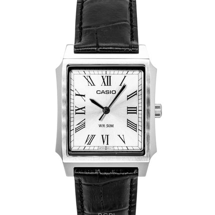 Casio Herrenuhr mit analogem Lederarmband, silbernem Zifferblatt und Quarzwerk, Modell MTP-B190L-7BV