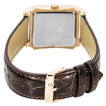 Casio Herrenuhr mit analogem Lederarmband, goldenem Zifferblatt und Quarzwerk, Modell MTP-B190RGL-9BV