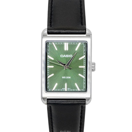 Casio Herrenuhr mit analogem Lederarmband, grünem Zifferblatt und Quarzwerk, Modell MTP-B215L-3AV
