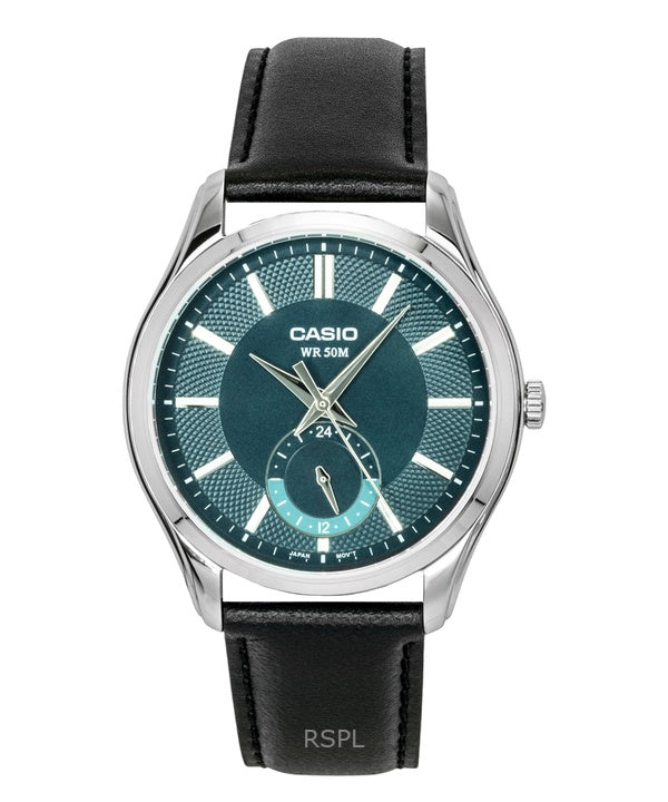 Casio Herrenuhr mit analogem Lederarmband, grünem Zifferblatt und Quarzwerk, Modell MTP-B315L-3AV