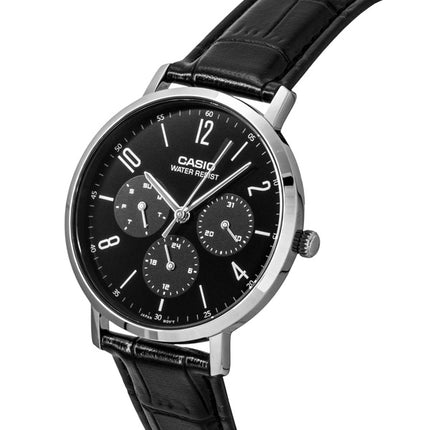 Casio Herrenuhr mit analogem Lederarmband, schwarzem Zifferblatt und Quarzwerk, Modell MTP-VT06L-1B