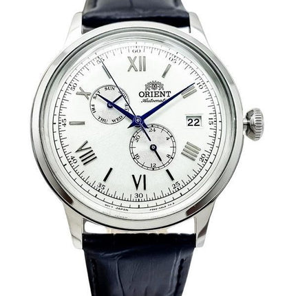 Orient Bambino Version 8 Klassisches Lederarmband weißes Zifferblatt Automatik RA-AK0701S10B RA-AK0701S30B Herrenuhr