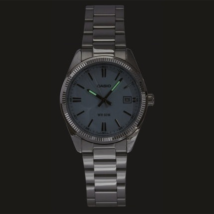 Casio Analog-Uhr aus Edelstahl mit türkisfarbenem Zifferblatt, Quarzwerk, UTP-1302PD-2A2V, Unisex