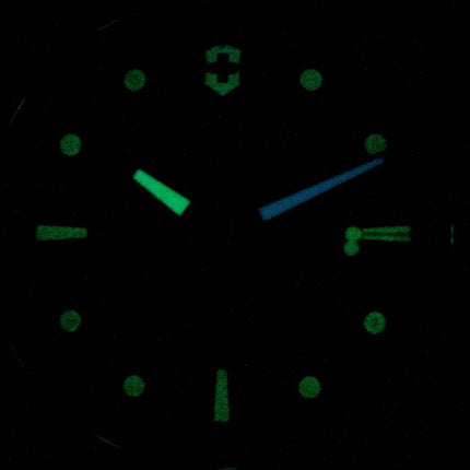 Victorinox Schweizer Armee INOX Professional Diver Antimagnetische 241845 Quarz 200M Herrenuhr