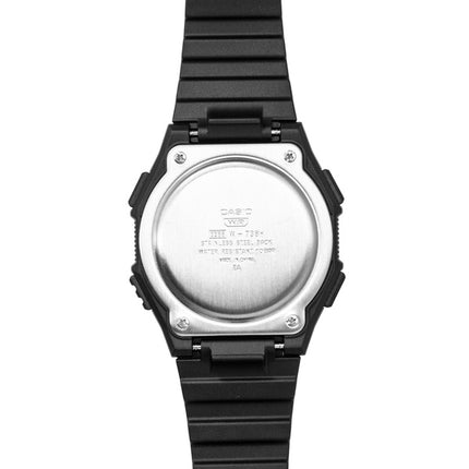 Casio Digitaluhr mit Harzarmband, schwarzem Zifferblatt, Quarzwerk, W-738H-1AV, wasserdicht bis 100 m, Herrenuhr