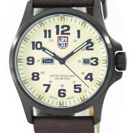 Land von Luminox Atacama Field Tag Datum 1920 Serie Schweizer Quarz 200M XL.1927 Herrenuhr